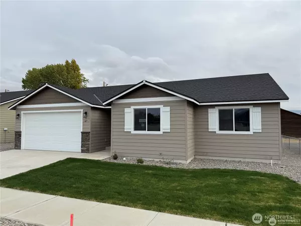 67 Salmon DR, Wenatchee, WA 98801