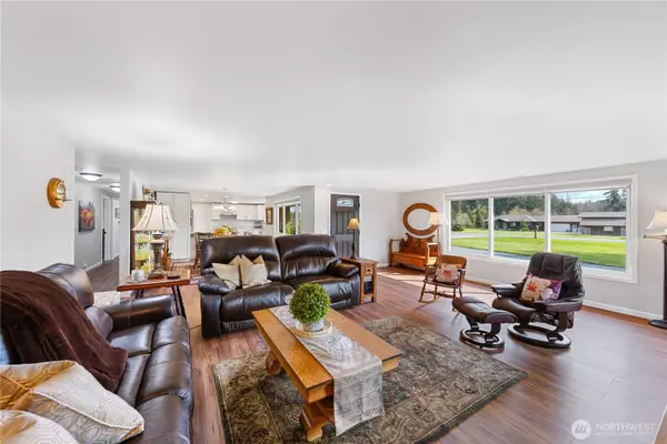 Anacortes, WA 98221,802 Haddon RD