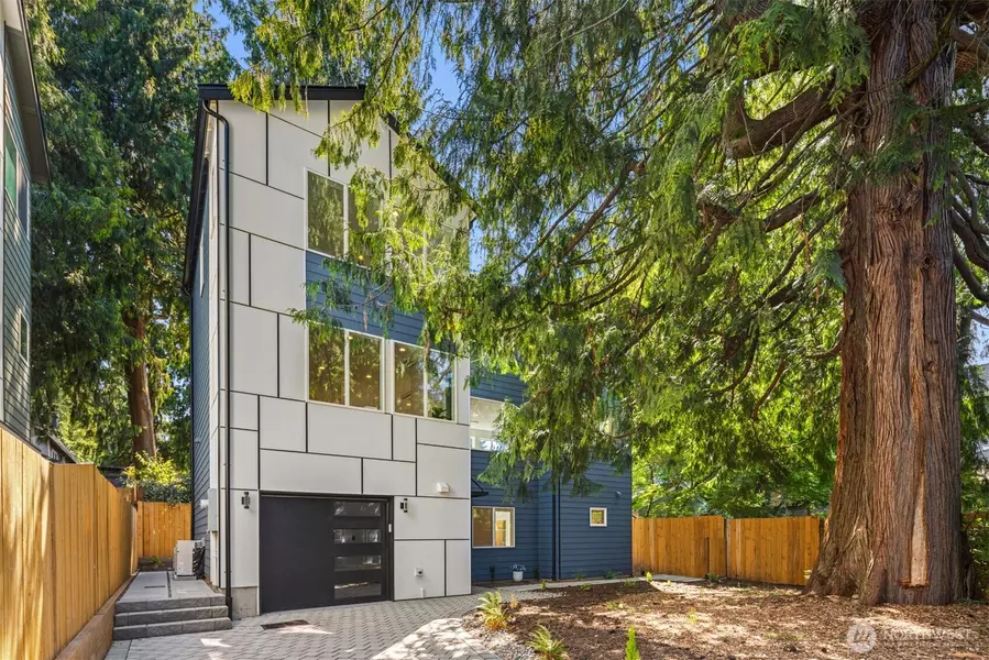 3849 NE 88th ST, Seattle, WA 98115
