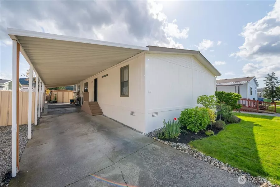 1120 S 25th ST #39, Mount Vernon, WA 98274
