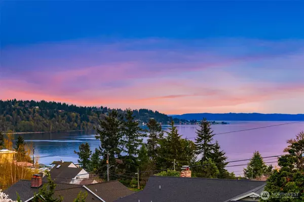 11934 28th AVE SW, Burien, WA 98146