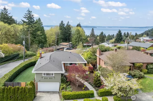 9117 40th Avenue SW, Seattle, WA 98136