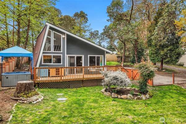 7723 SW 256th ST,  Vashon,  WA 98070