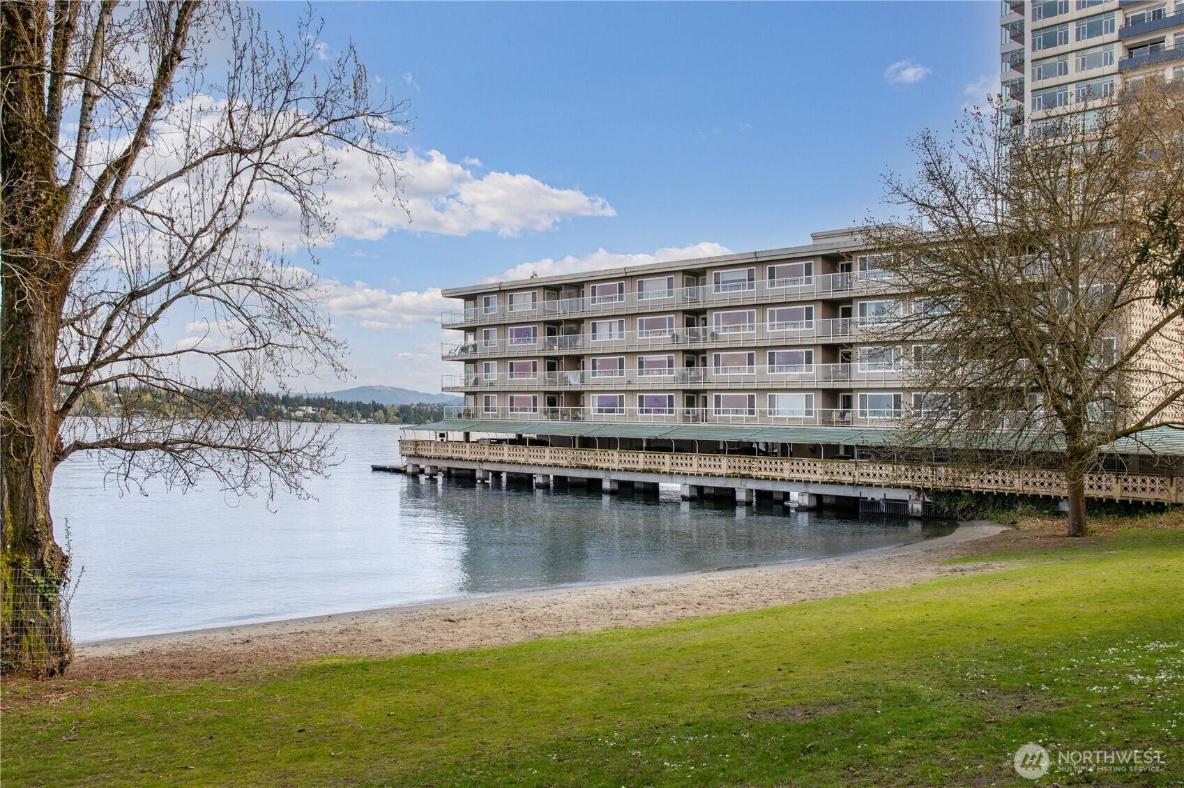 1800 43rd AVE E #401, Seattle, WA 98112