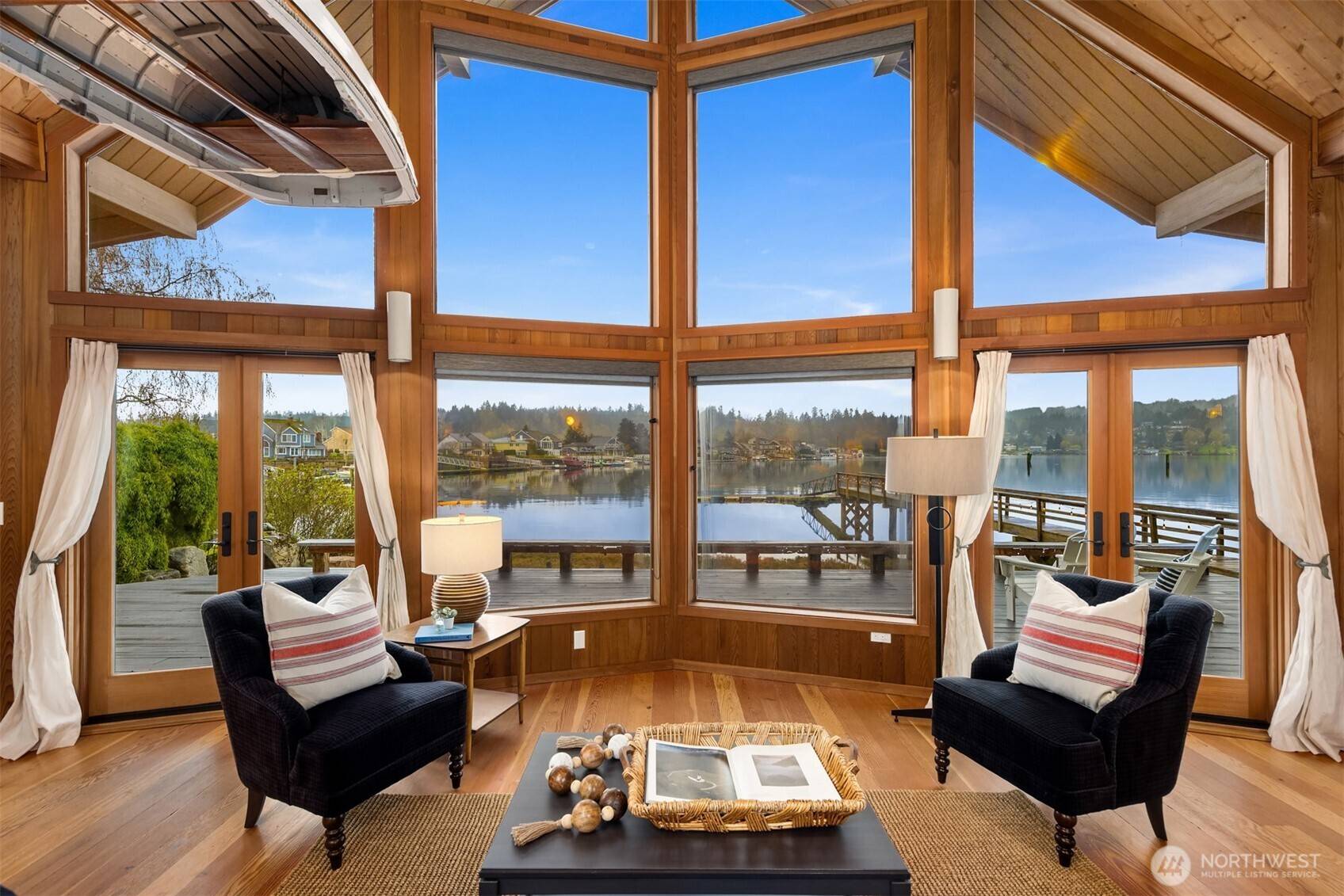 20539 Chief Sealth DR NE, Indianola, WA 98342