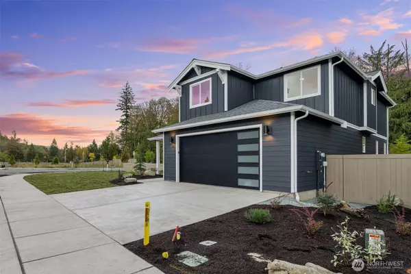 201 N 54th PL, Mount Vernon, WA 98273