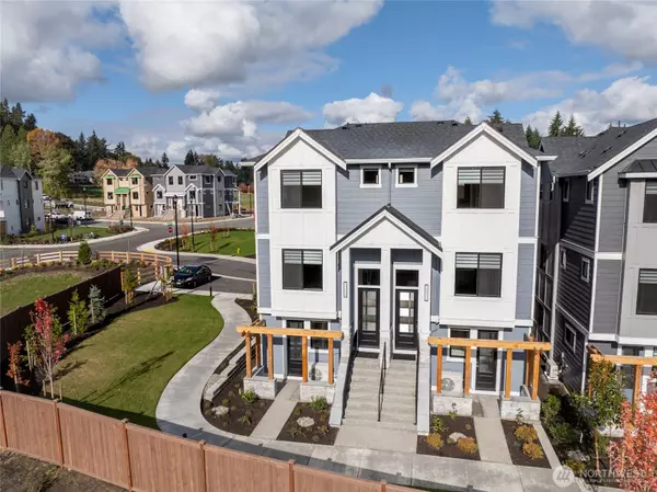 13262 NE 143rd CT #33, Woodinville, WA 98072