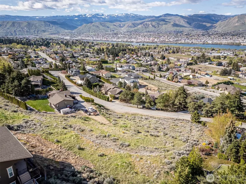 0 Mountain View DR, East Wenatchee, WA 98802