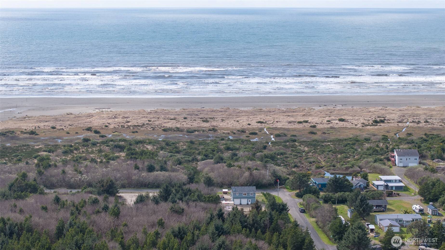 Ocean Shores, WA 98569,33 4th AVE