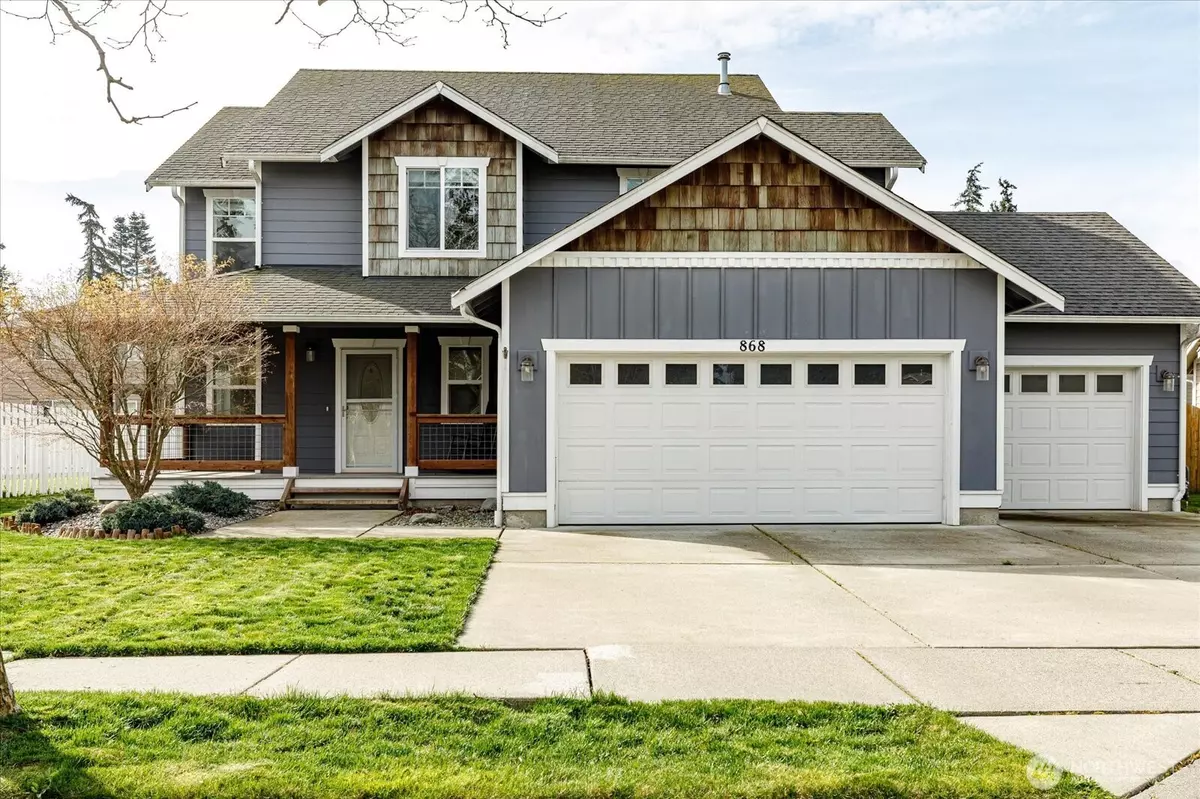 Oak Harbor, WA 98277,868 NW Longview DR