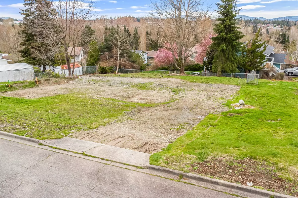 Mount Vernon, WA 98273,3715 Apache DR