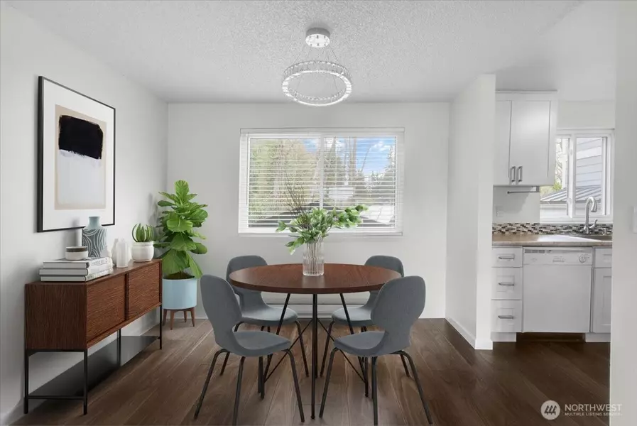 15910 3rd PL SW #B, Burien, WA 98166