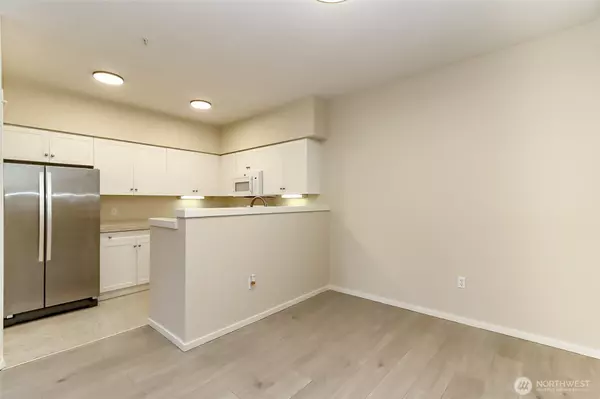 Lynnwood, WA 98087,15026 40th AVE W #7-203
