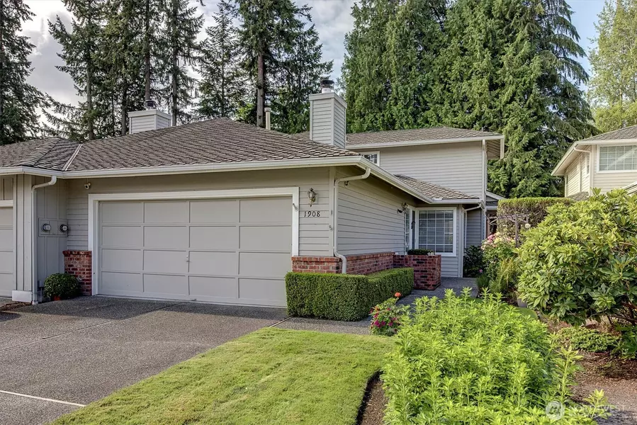 1908 Mill Pointe DR SE, Mill Creek, WA 98012