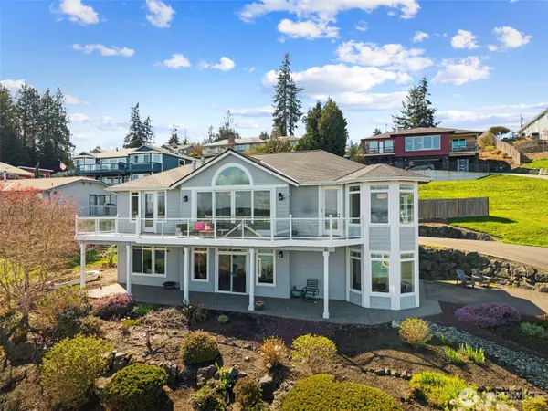 7754 E Spruce ST, Port Orchard, WA 98366