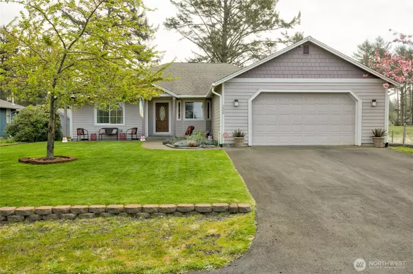 266 Octopus AVE NE, Ocean Shores, WA 98569