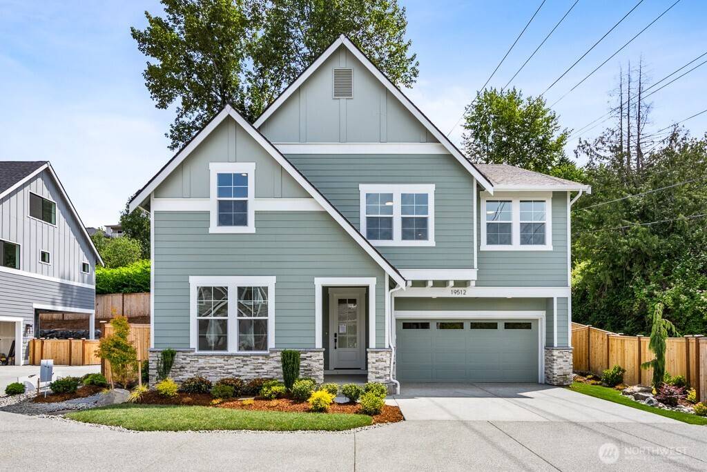 19512 81st PL NE #4, Kenmore, WA 98028
