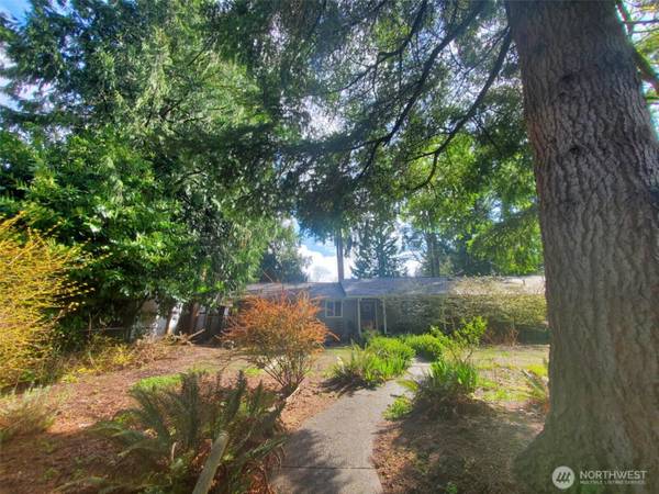 4709 SE 26th AVE, Lacey, WA 98503