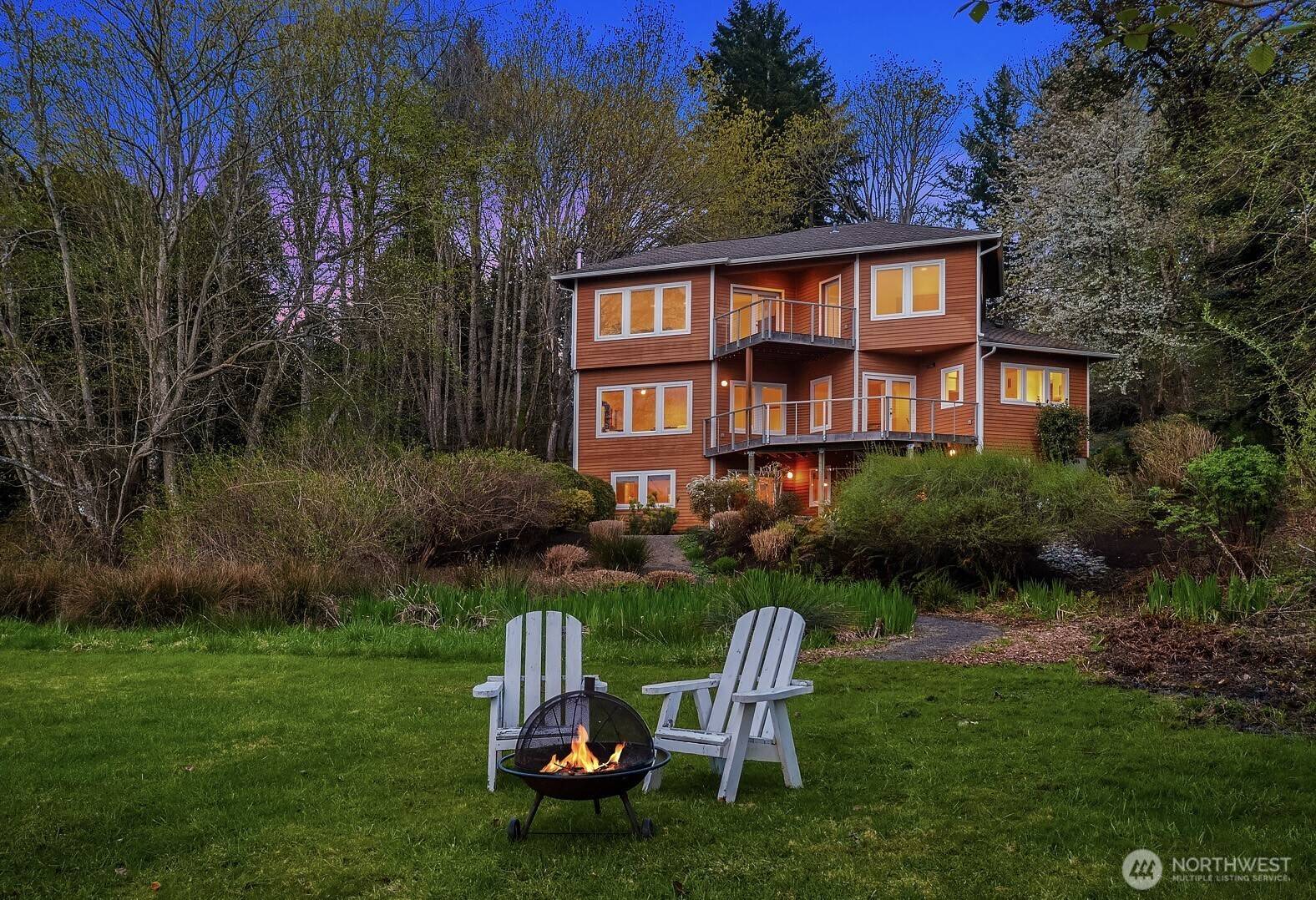 23611 77th AVE SW, Vashon, WA 98070