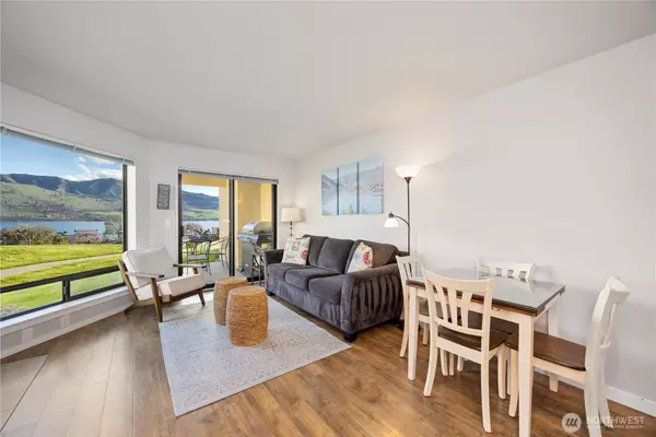 100 Lake Chelan Shores DR #17-1, Chelan, WA 98816