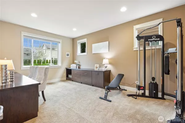 Redmond, WA 98053,10719 Elliston WAY NE