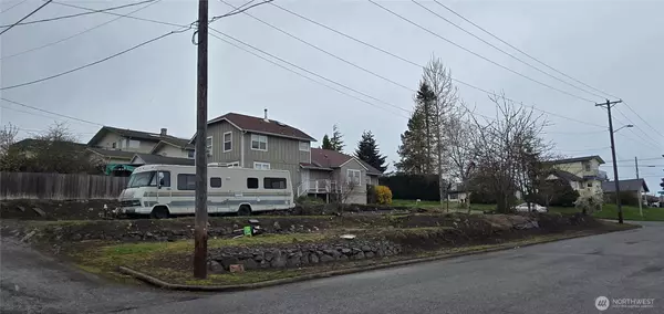 1100 W 10th Street, Port Angeles, WA 98362