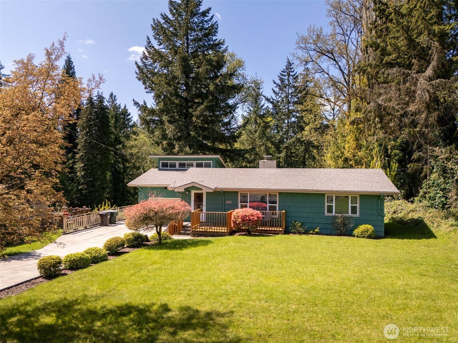3229 Laurel RD, Longview, WA 98632