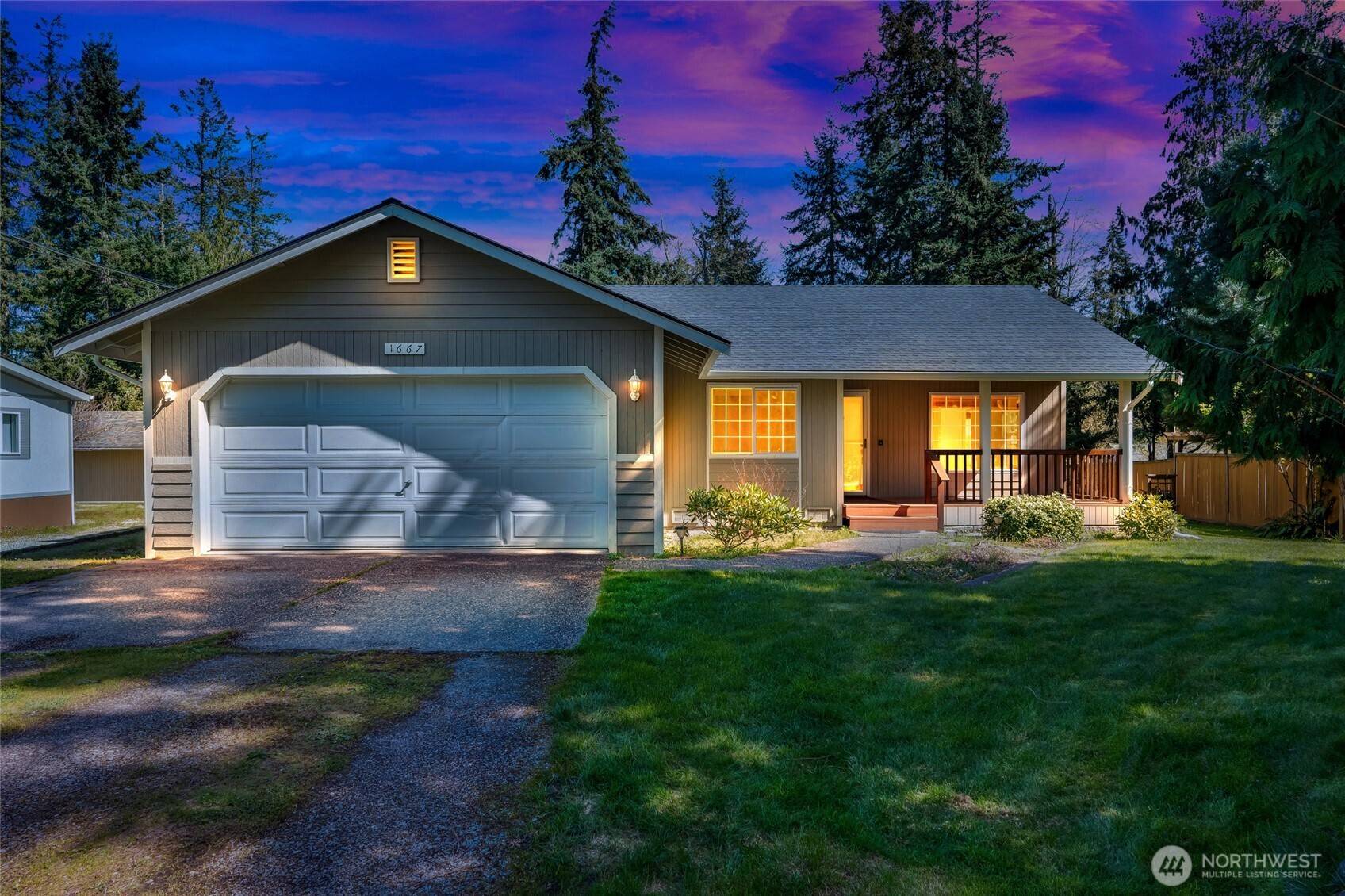 1667 Poplar LN, Camano Island, WA 98282