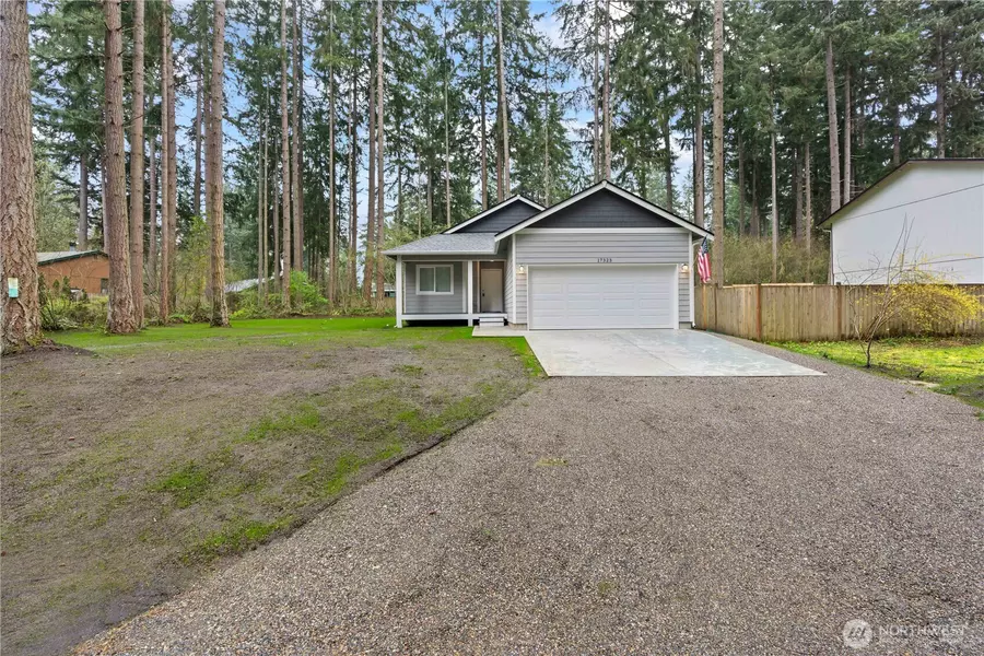 17323 E View LN SE, Yelm, WA 98597