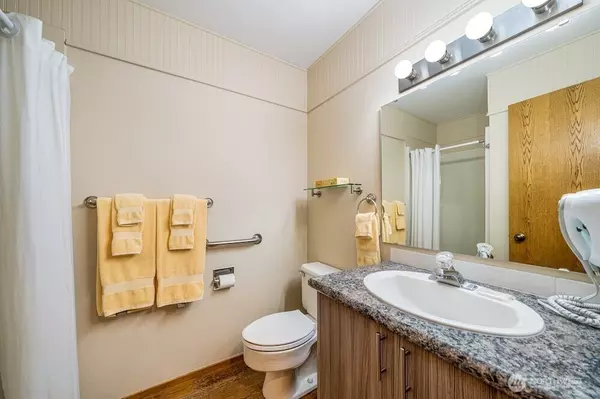 Chelan, WA 98816,103 N Park ST #113/52