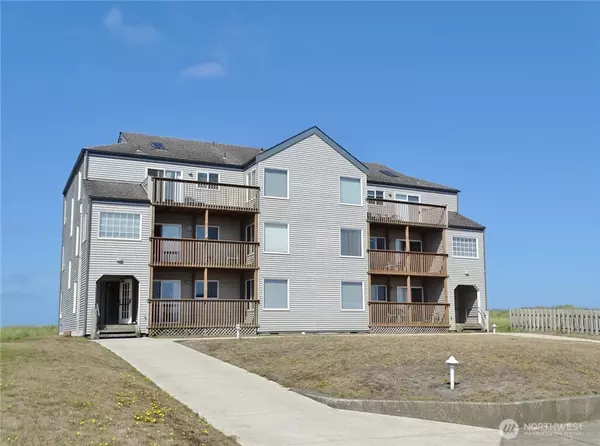 Ocean Shores, WA 98569,1399 Ocean Shores BLVD SW #2S-F
