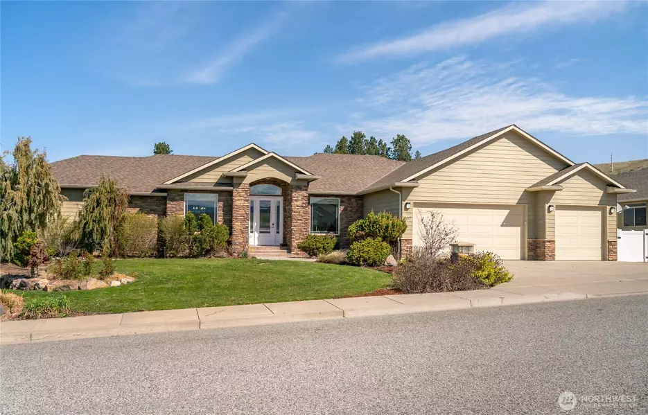 107 Springhill DR, East Wenatchee, WA 98802