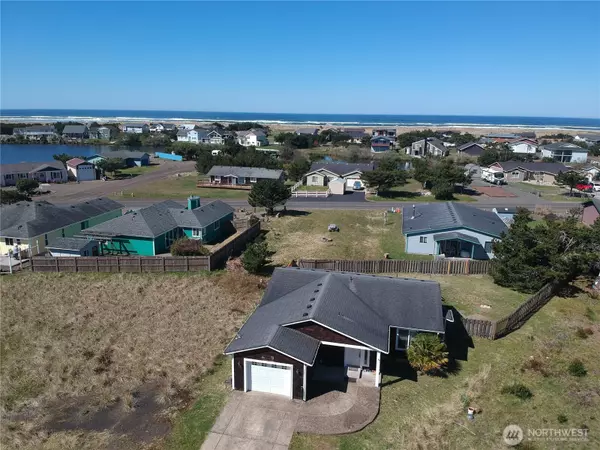 Ocean Park, WA 98640,901 344th ST