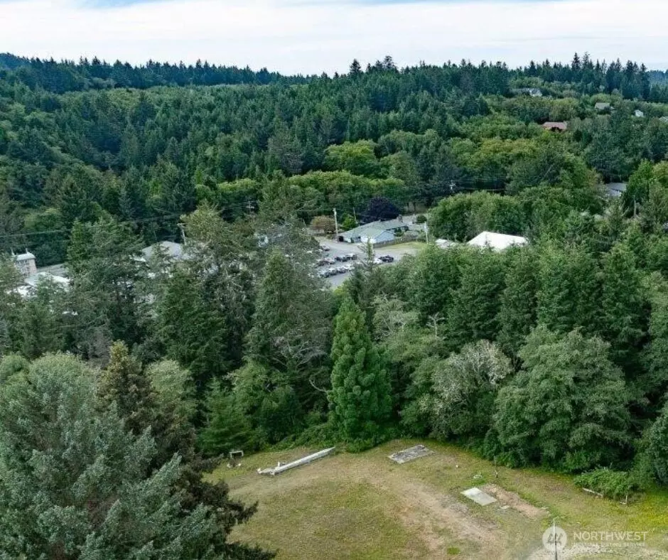 Ilwaco, WA 98624,310 Cedar ST NE