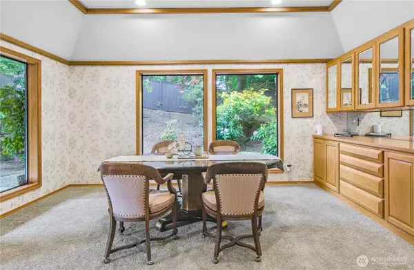 Everett, WA 98203,806 Alpine DR