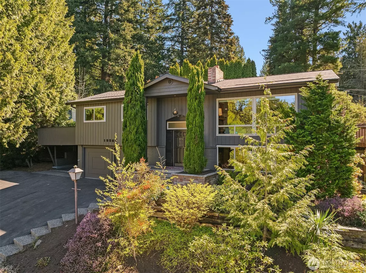 Lake Forest Park, WA 98155,19504 36th AVE NE