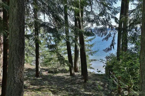 Langley, WA 98260,0 40XX Saratoga RD