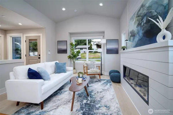 Kirkland, WA 98033,428 20th AVE