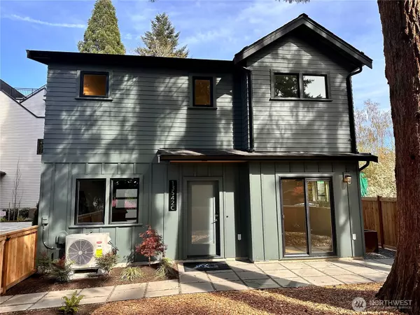 13542 39th AVE NE #C, Seattle, WA 98125