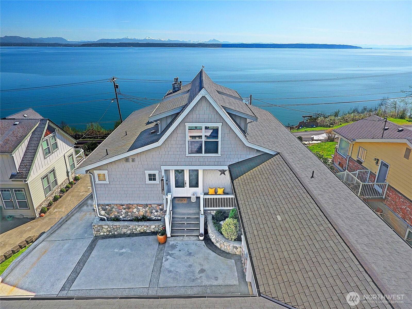 656 Lehman DR, Camano Island, WA 98282