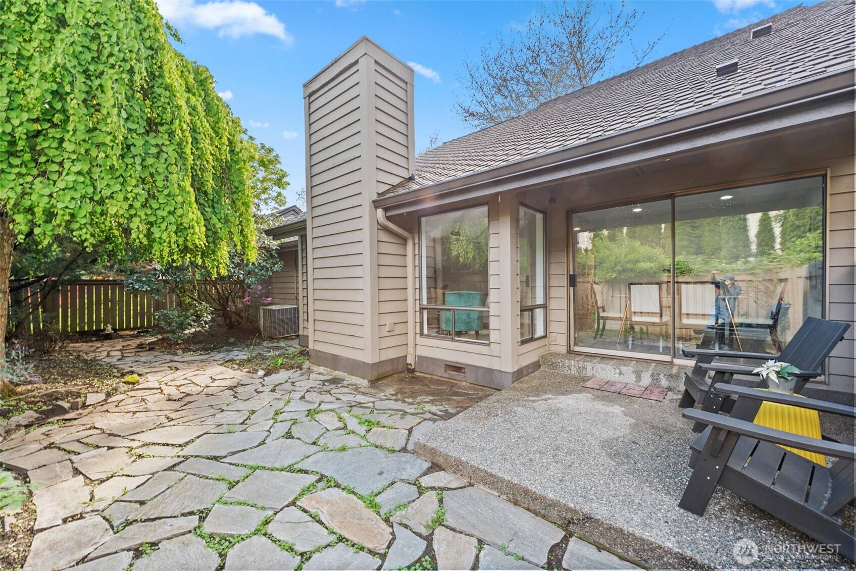 1606 159th PL NE, Bellevue, WA 98008