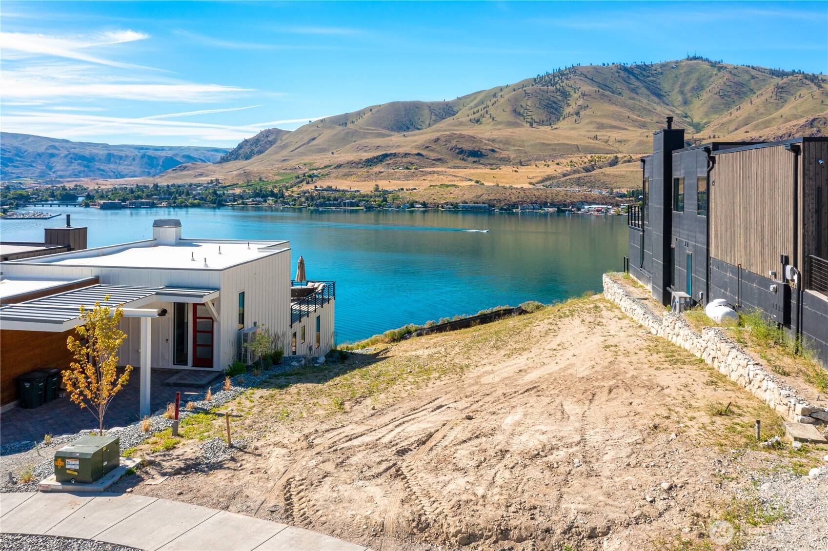 1341 Dragonfly CT, Chelan, WA 98816