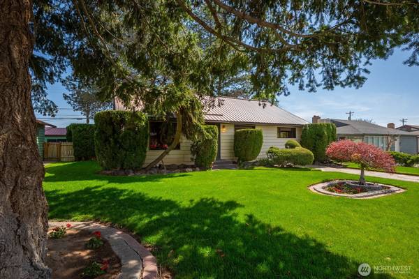1134 SW C ST, Ephrata, WA 98823