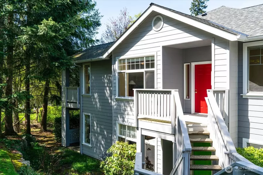 4210 Stonebridge WAY #201, Lynnwood, WA 98037