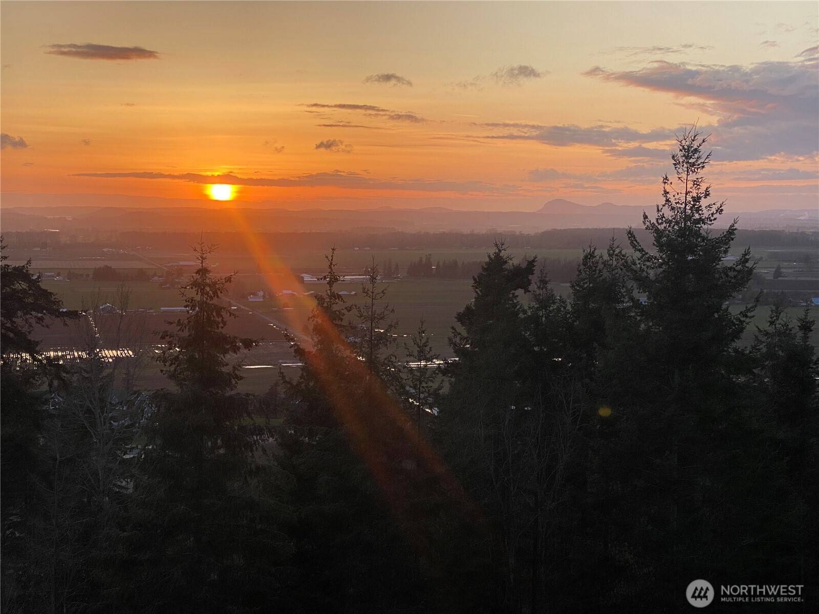 20555 Benson Ridge LN, Mount Vernon, WA 98274