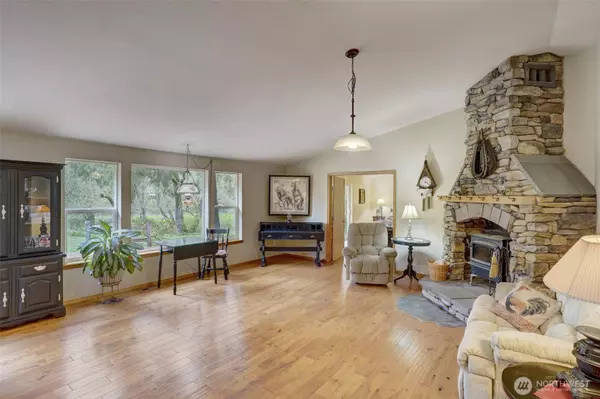 Winlock, WA 98596,1319 Winlock Vader RD #19