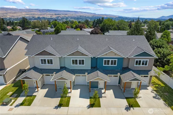 1030 Finch LN #A4, Wenatchee, WA 98801