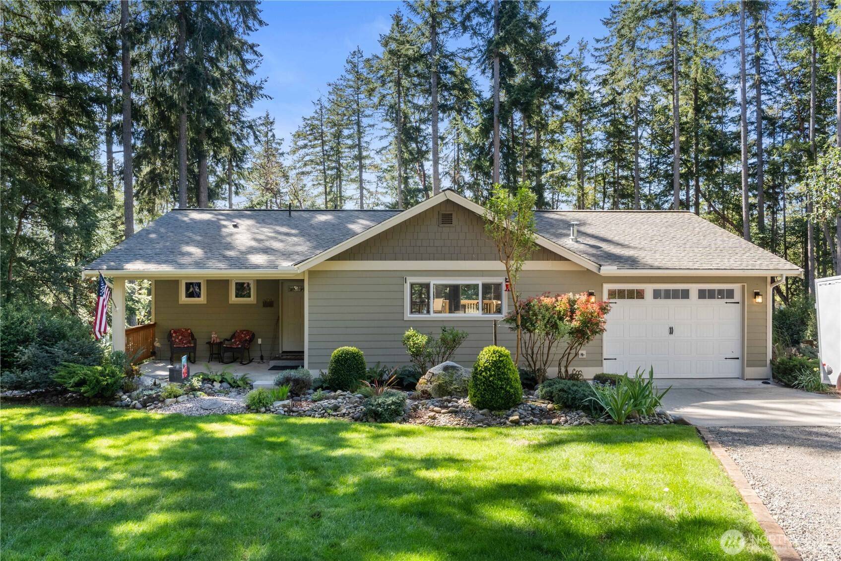 11406 97th Street Ct, Anderson Island, WA 98303