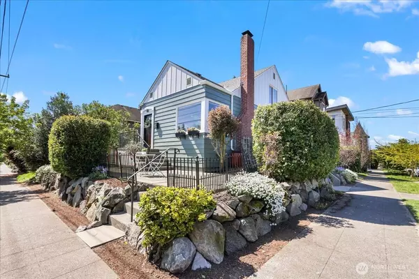 6017 17th AVE NW, Seattle, WA 98107