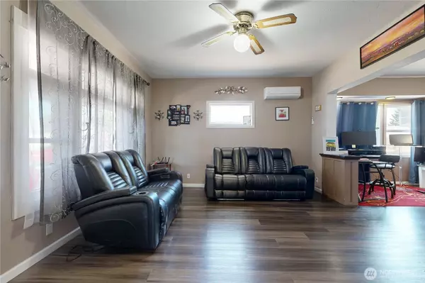 Milton-freewater, OR 97862,138 SE 5th AVE
